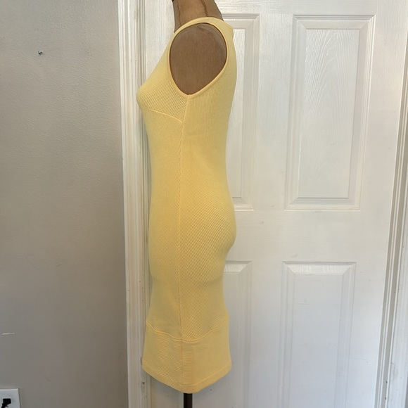 Biana - Picture 3 of 8